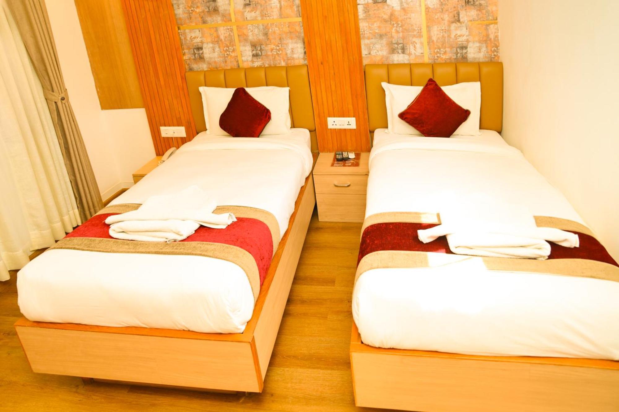 Hotel Elegant Kathmandu Inn エクステリア 写真